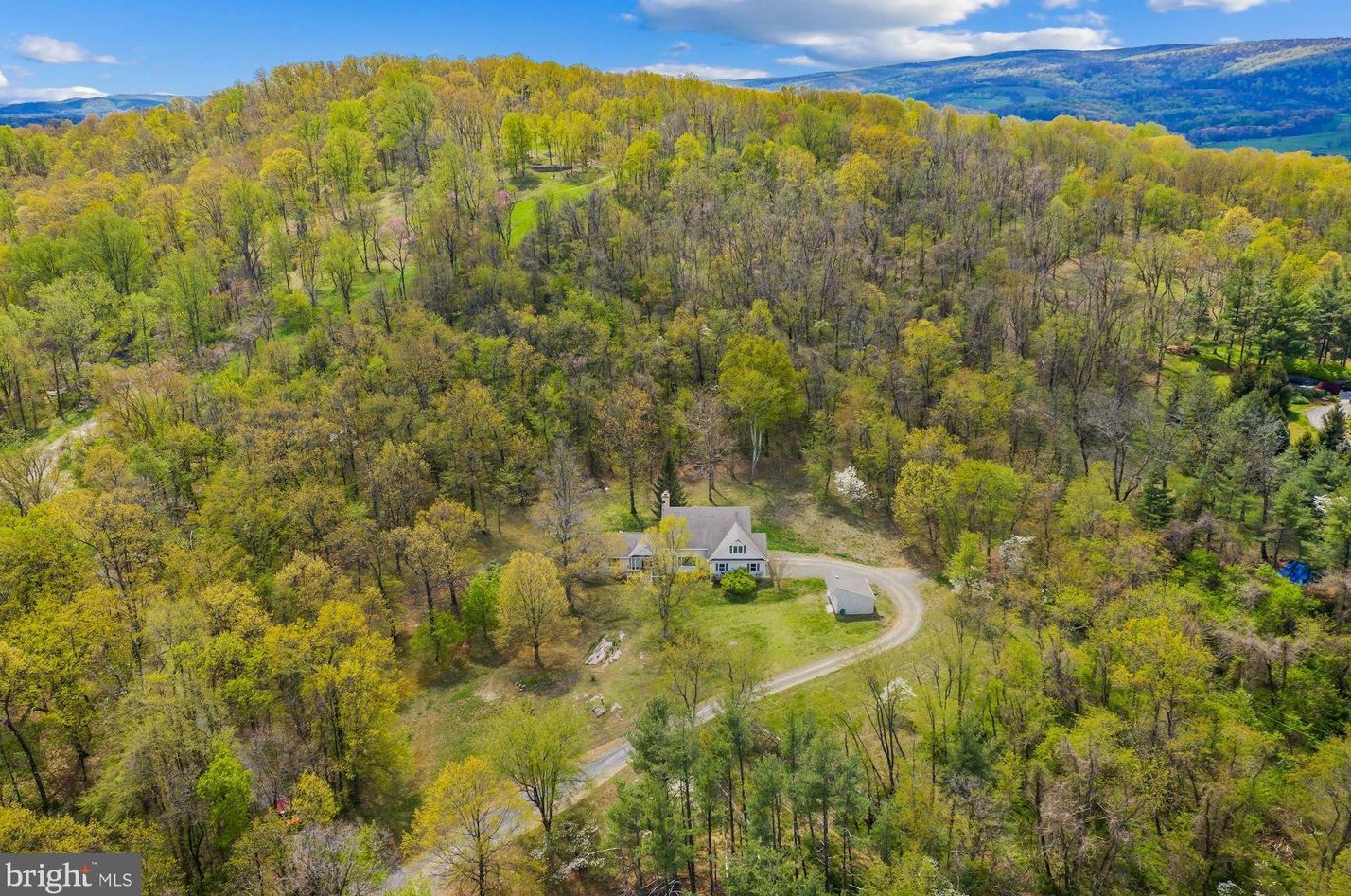 10155 John S Mosby, Upperville, VA 20184