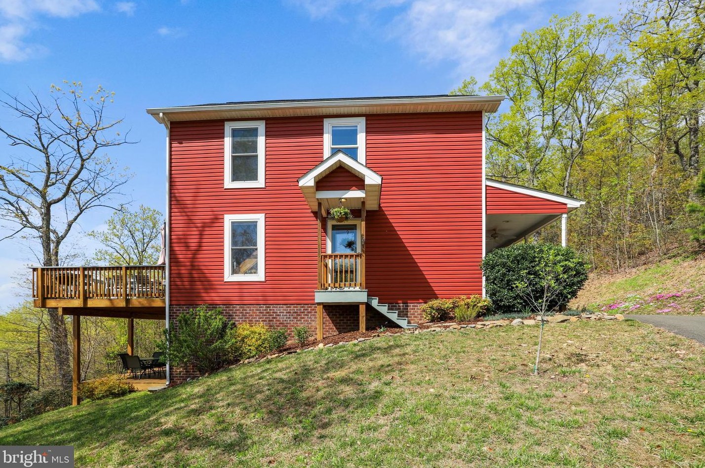 5610 Selone Trl, Marshall, VA 20115