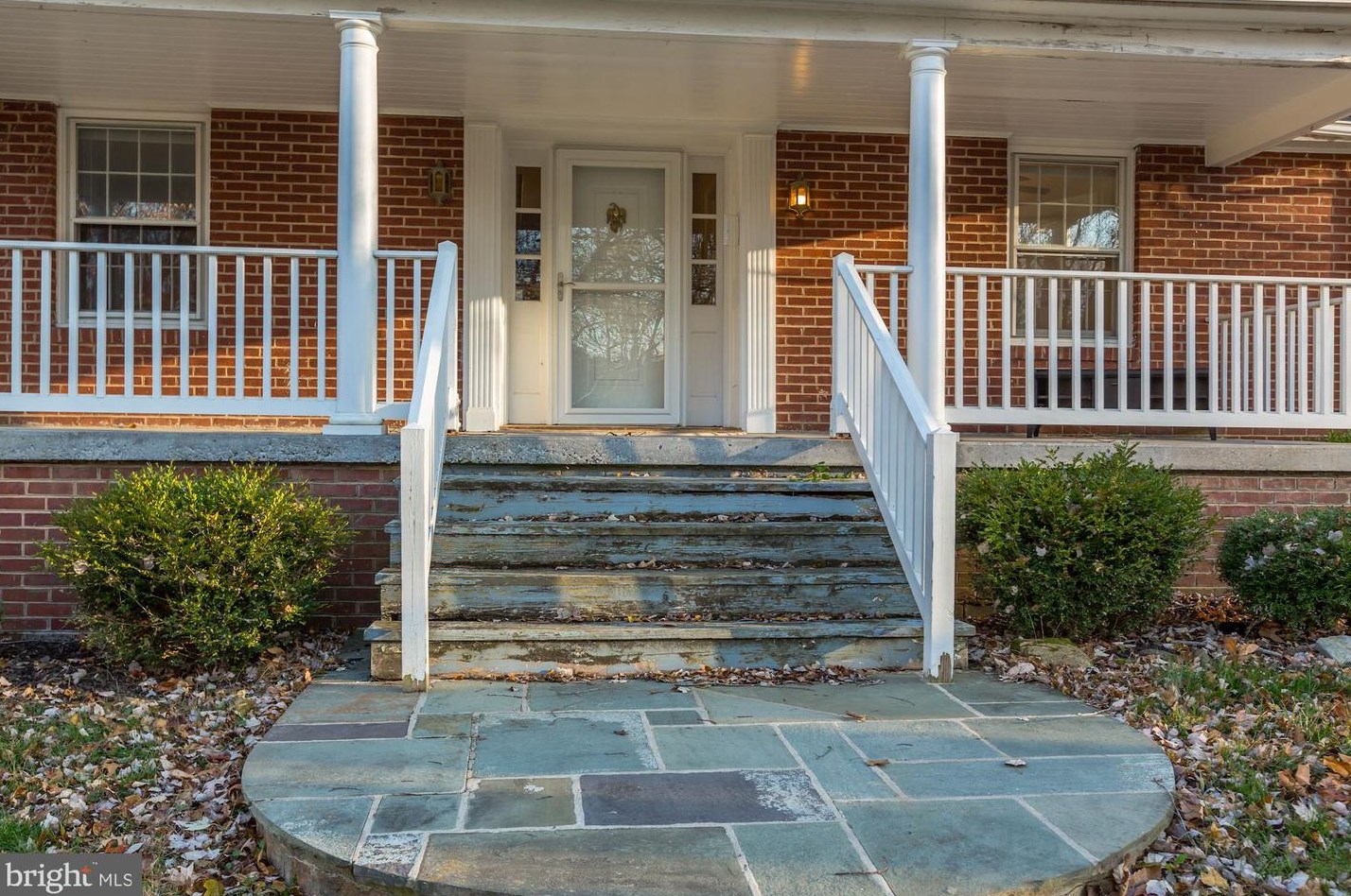 9267 Patrick St, Upperville, VA 20184