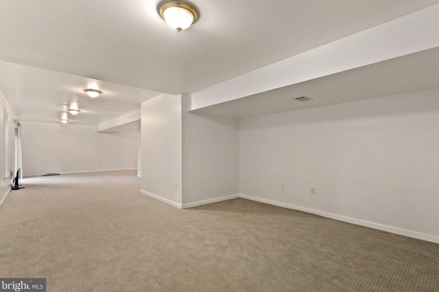 7333 Hazelwood Ct, Warrenton VA  20187-4140 exterior