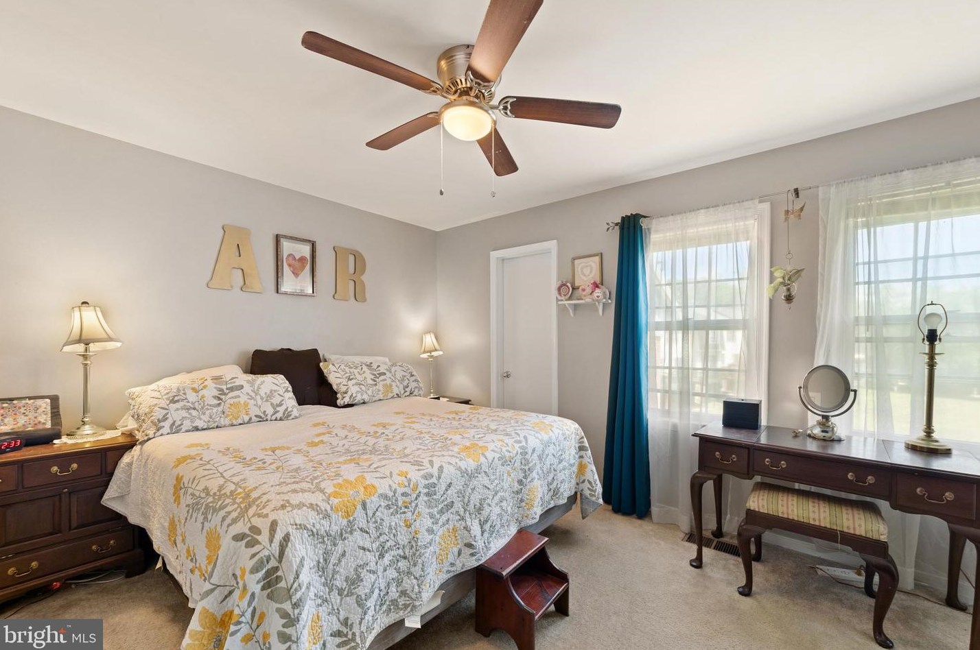 103 Leeds Ct, Warrenton VA  20186-3618 exterior