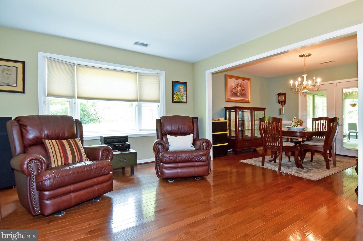 7074 Riley Rd, Warrenton VA  20187-8900 exterior
