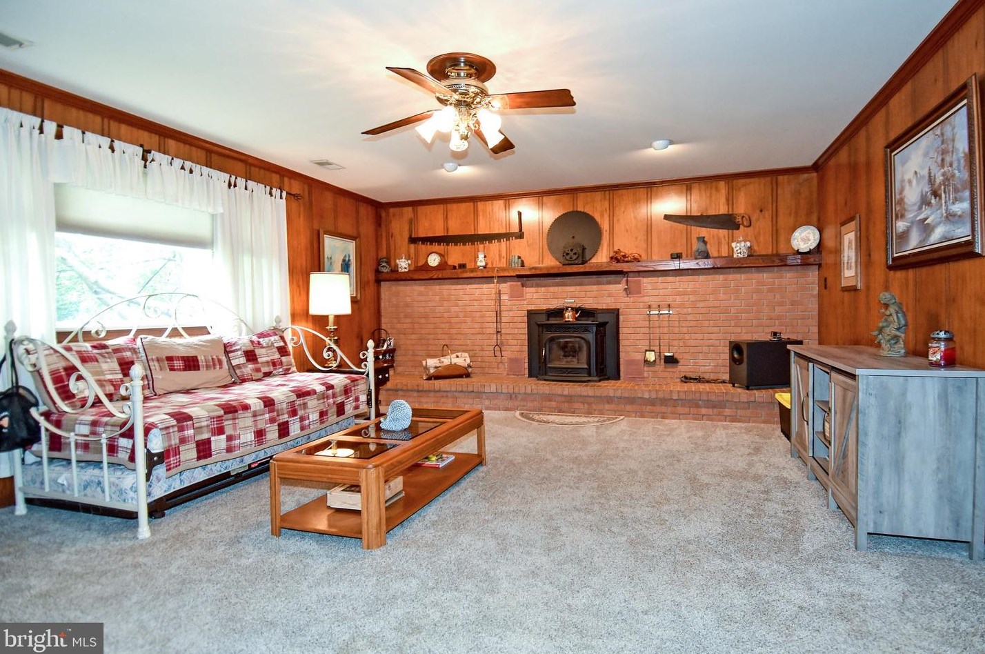 7074 Riley Rd, Warrenton VA  20187-8900 exterior