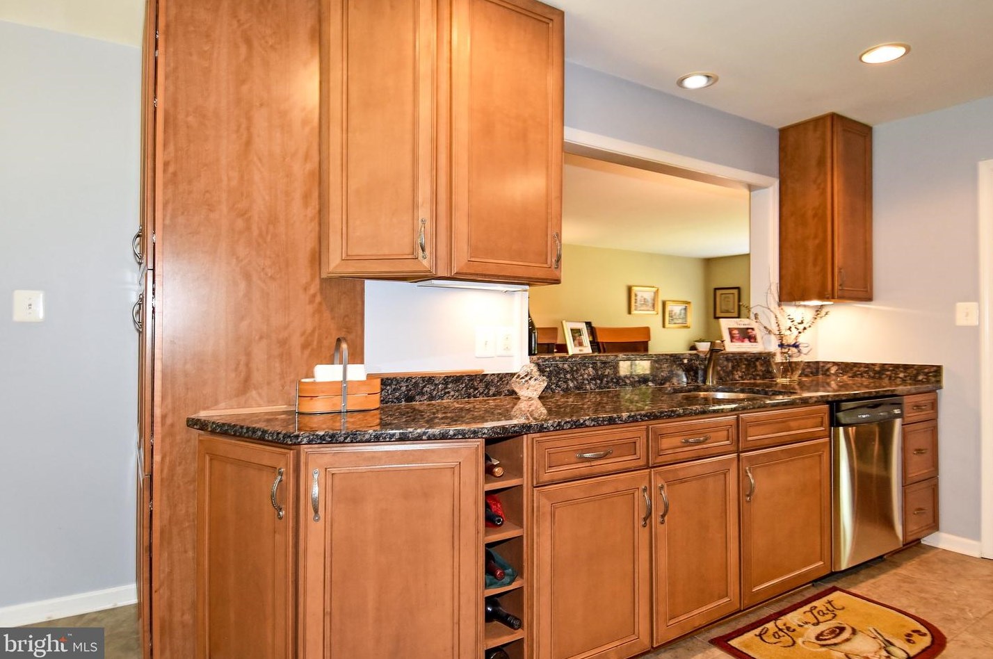 7074 Riley Rd, Warrenton VA  20187-8900 exterior