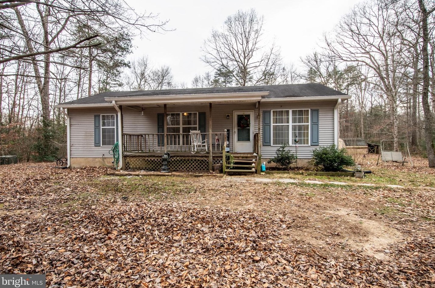 5243 Courtneys Corner Rd, Sumerduck, VA 22742