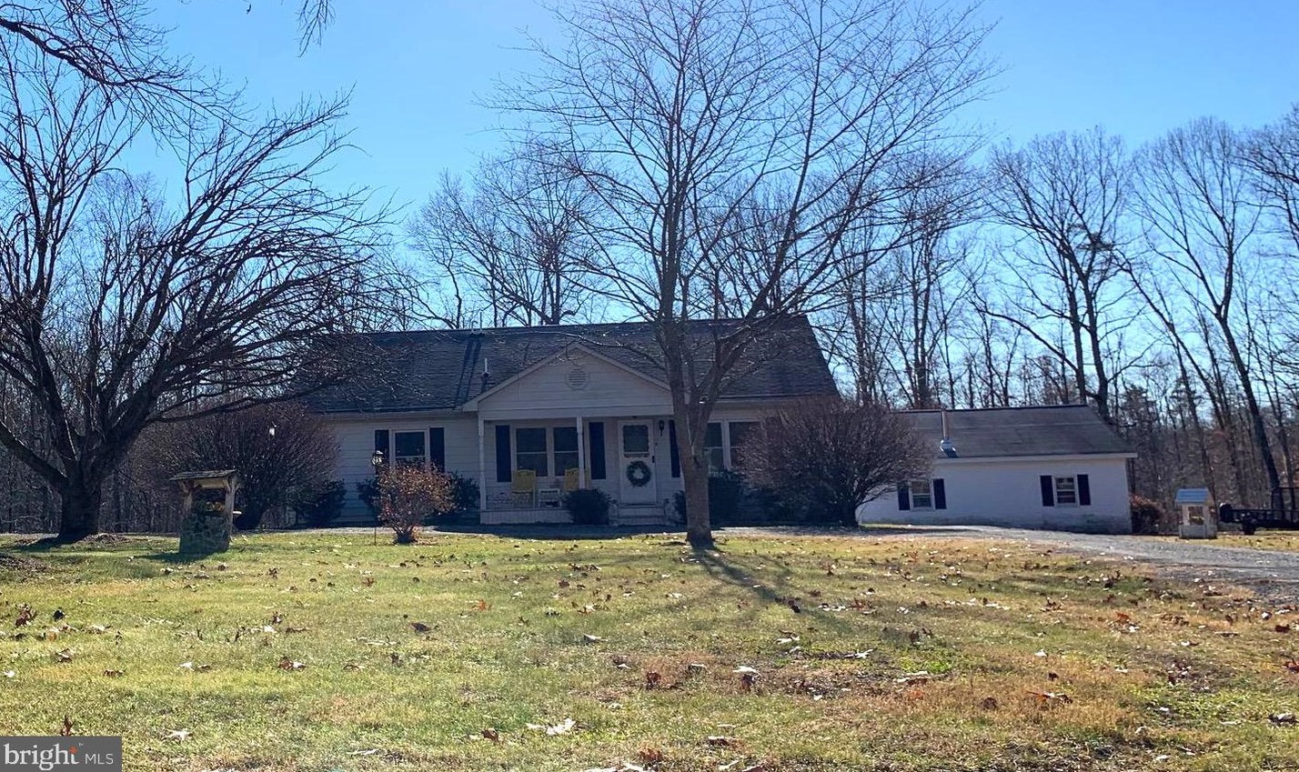 4457 Silver Hill Ct, Sumerduck, VA 22742-1931