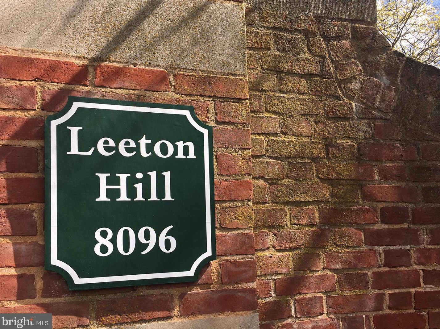 8096 Leeton Hill Dr, Warrenton, VA 20186