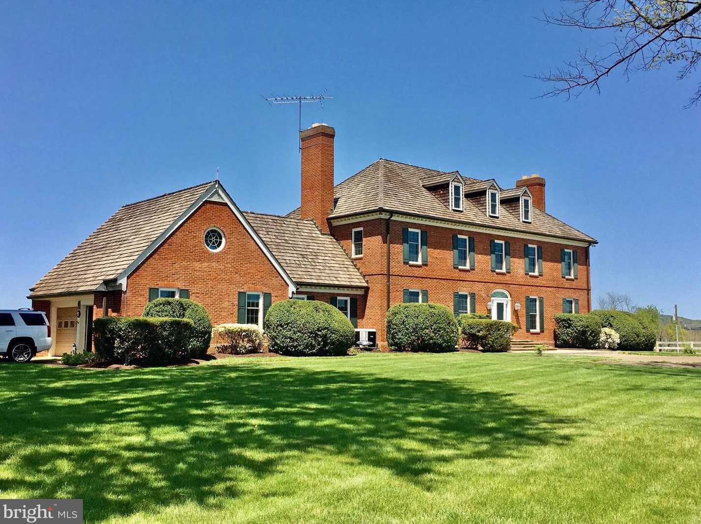 9062 Piney Mountain Rd, Warrenton, VA 20186