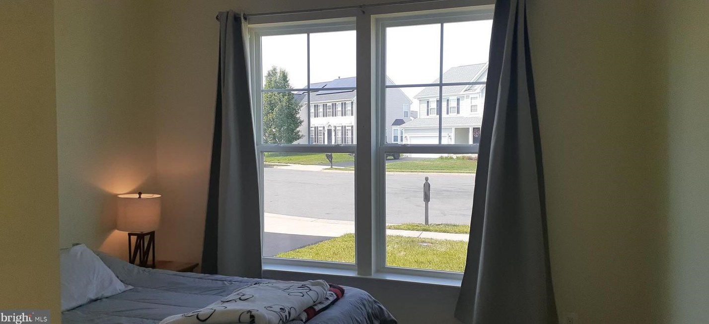 11206 Callie Jo Ct, Bealeton VA  22712-2005 exterior