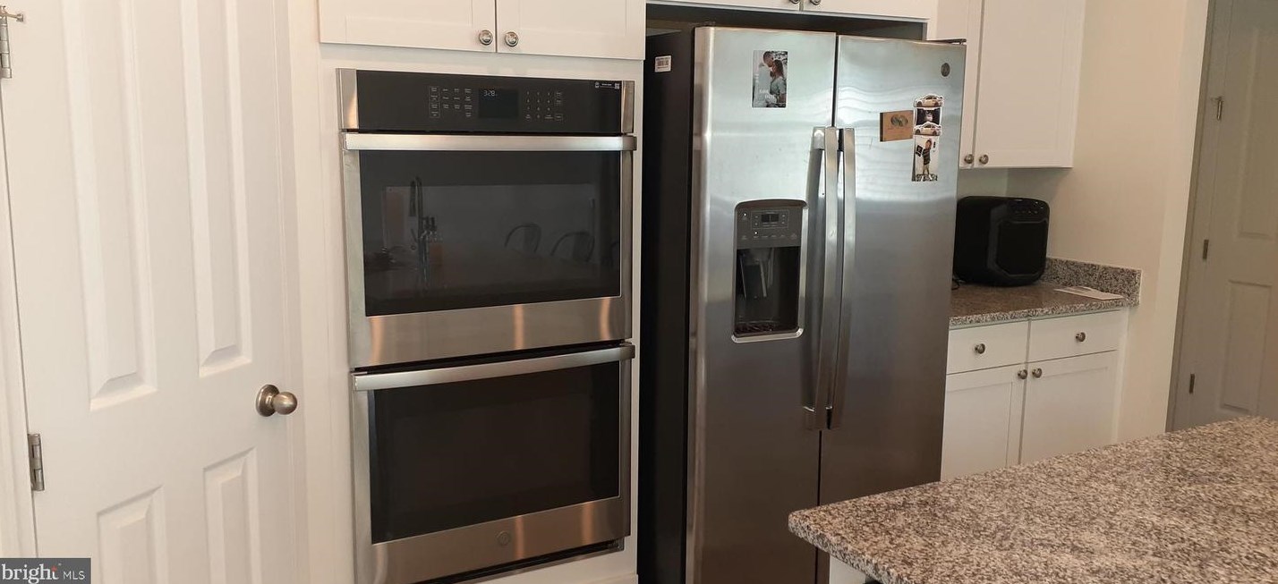 11206 Callie Jo Ct, Bealeton VA  22712-2005 exterior