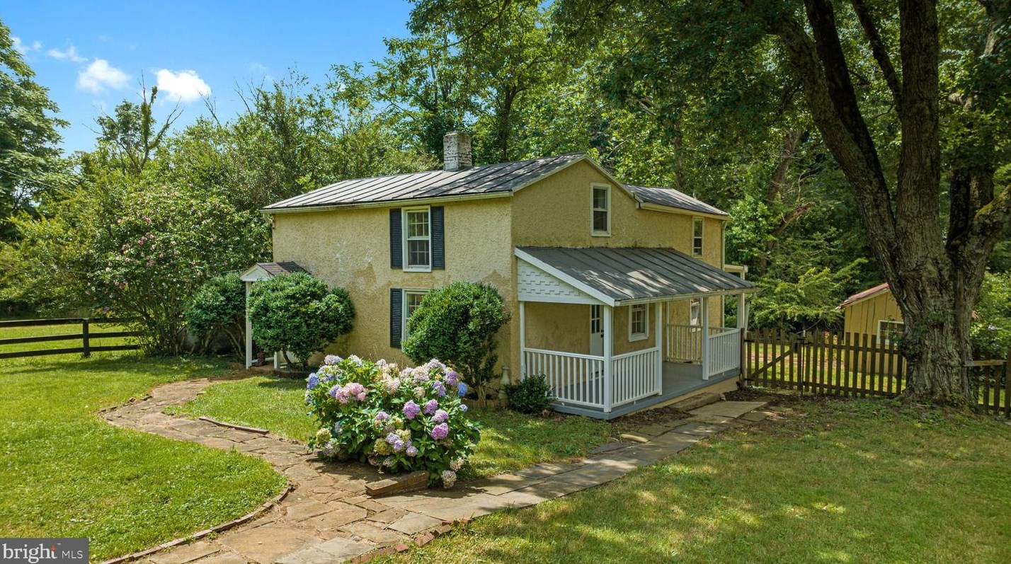 7443 Keith Rd, Warrenton, VA 20186-9544