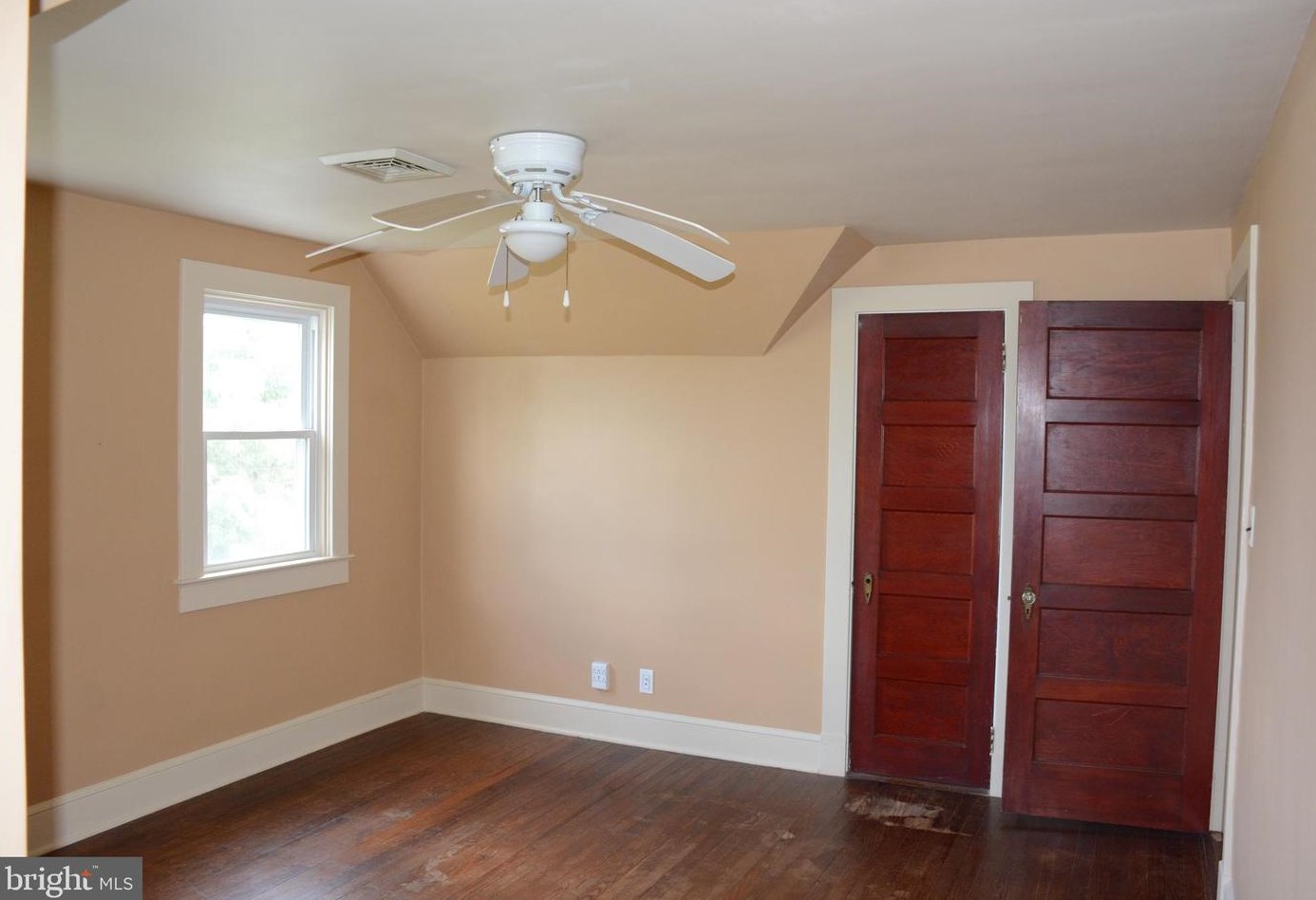 5129 Broad Run Church Rd, Warrenton VA  20187-2705 exterior