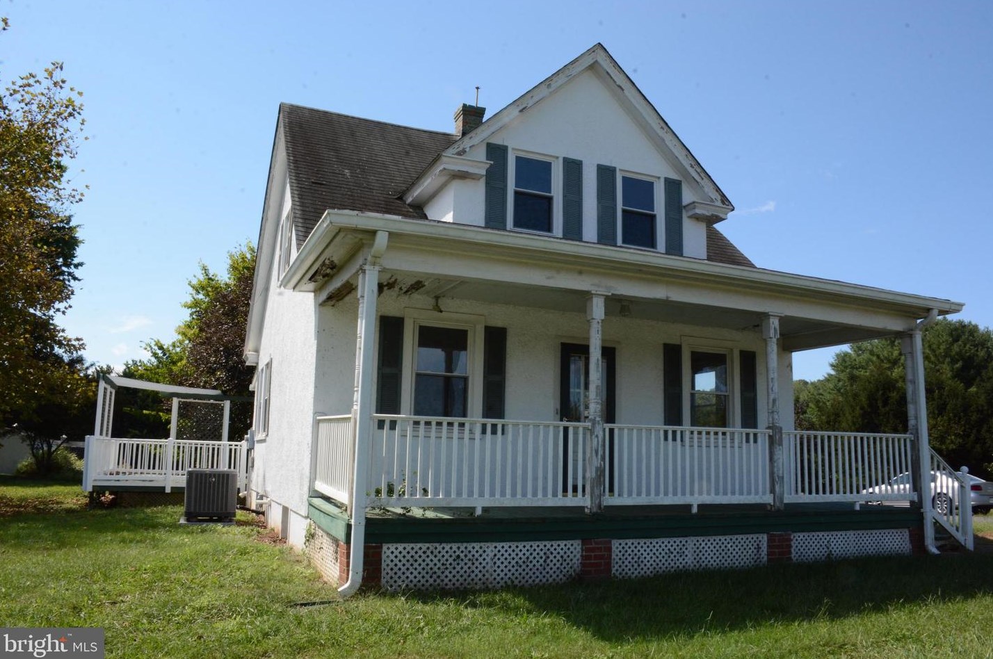 5129 Broad Run Church Rd, Warrenton VA  20187-2705 exterior