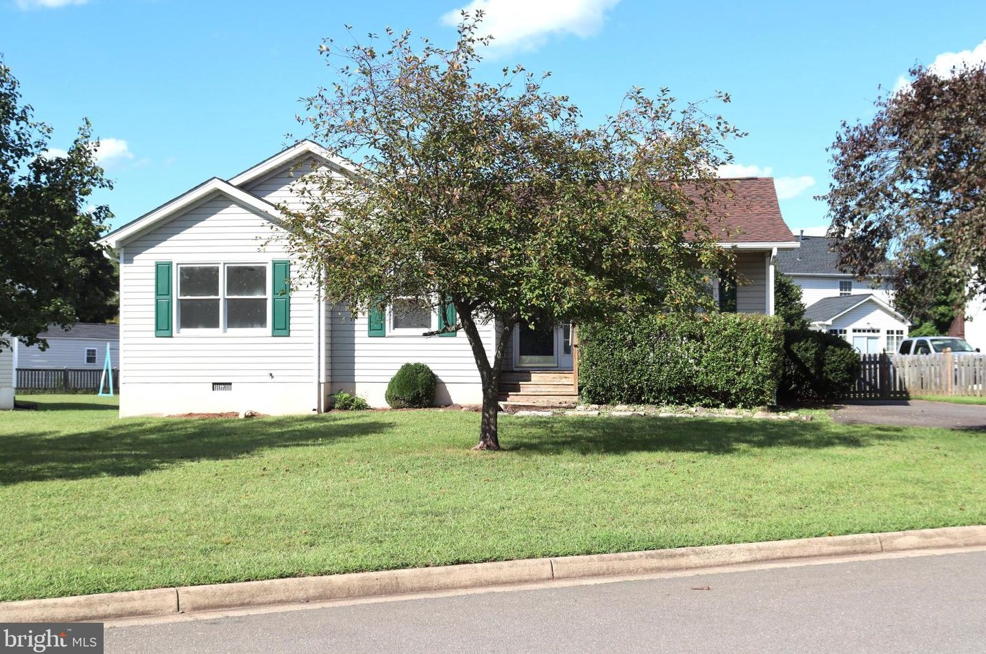 6140 Winston Ct, Bealeton, VA 22712