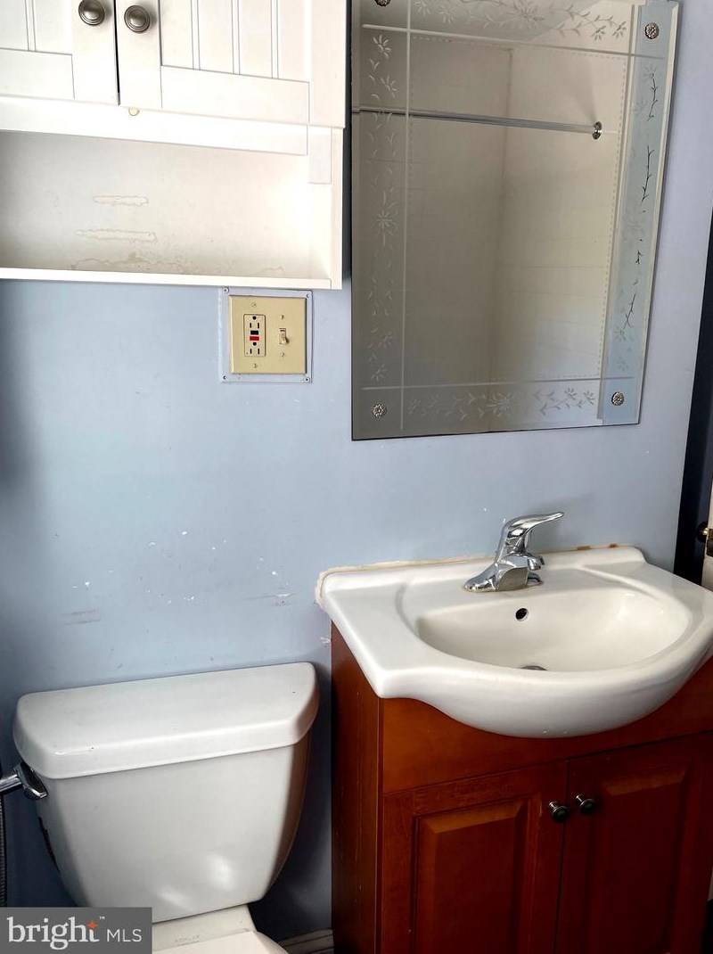 10607 Old Marsh Rd, Bealeton, VA 22712-6837