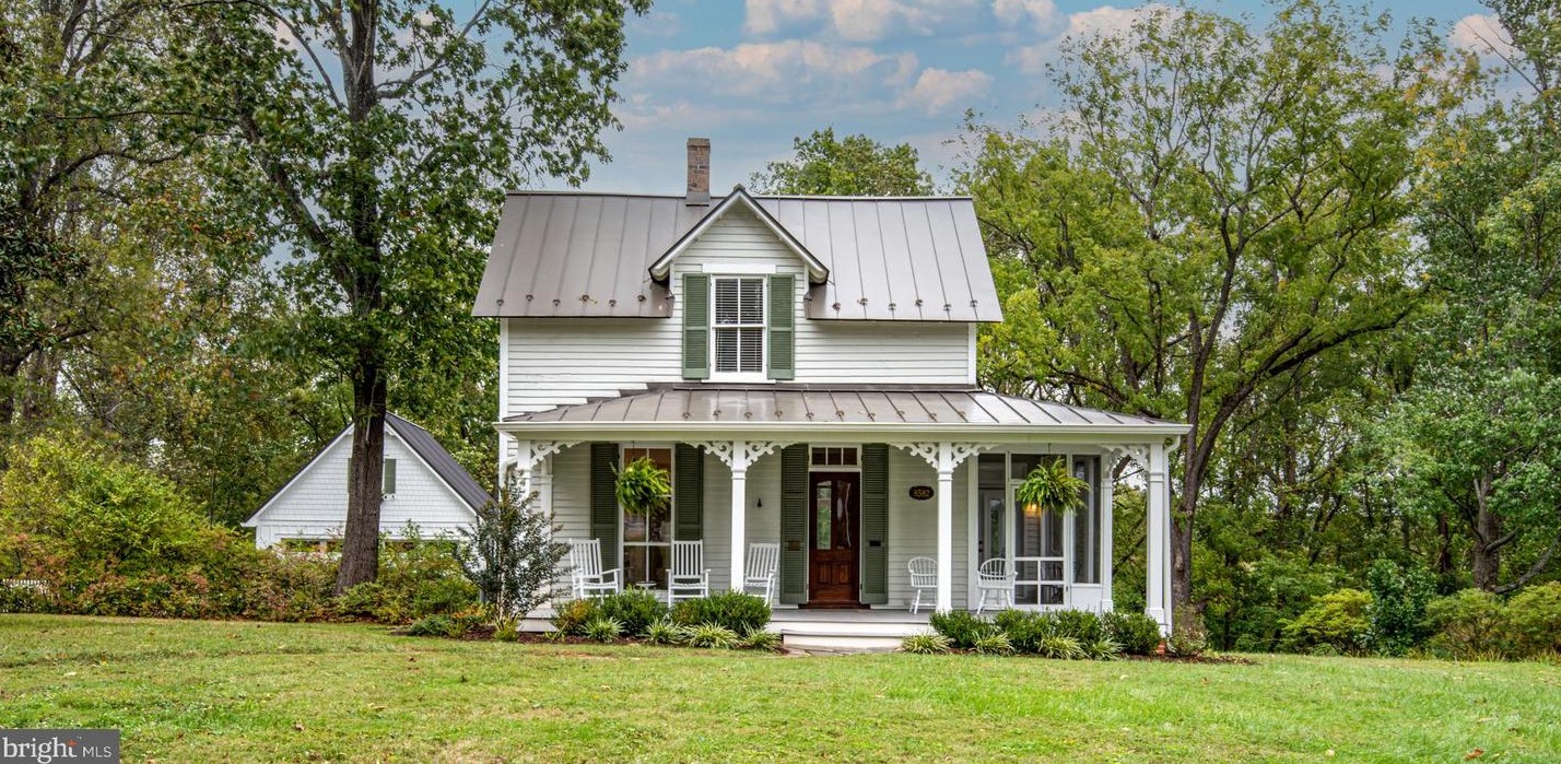 8582 Springs Dr, Warrenton, VA 20186-7846