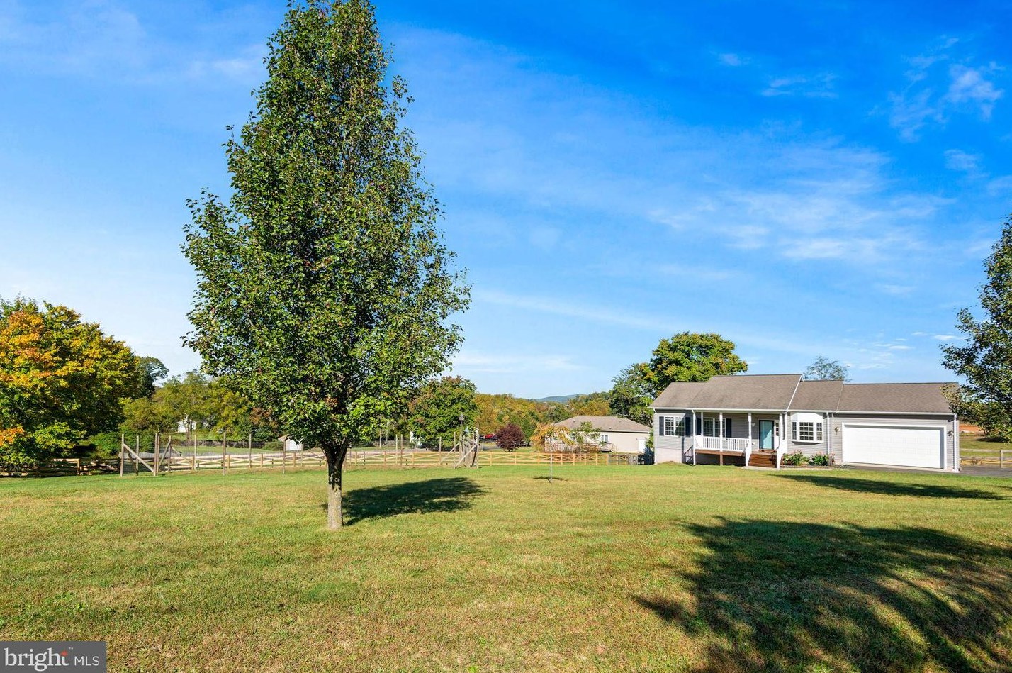 8044 Frytown Rd, Warrenton, VA 20187