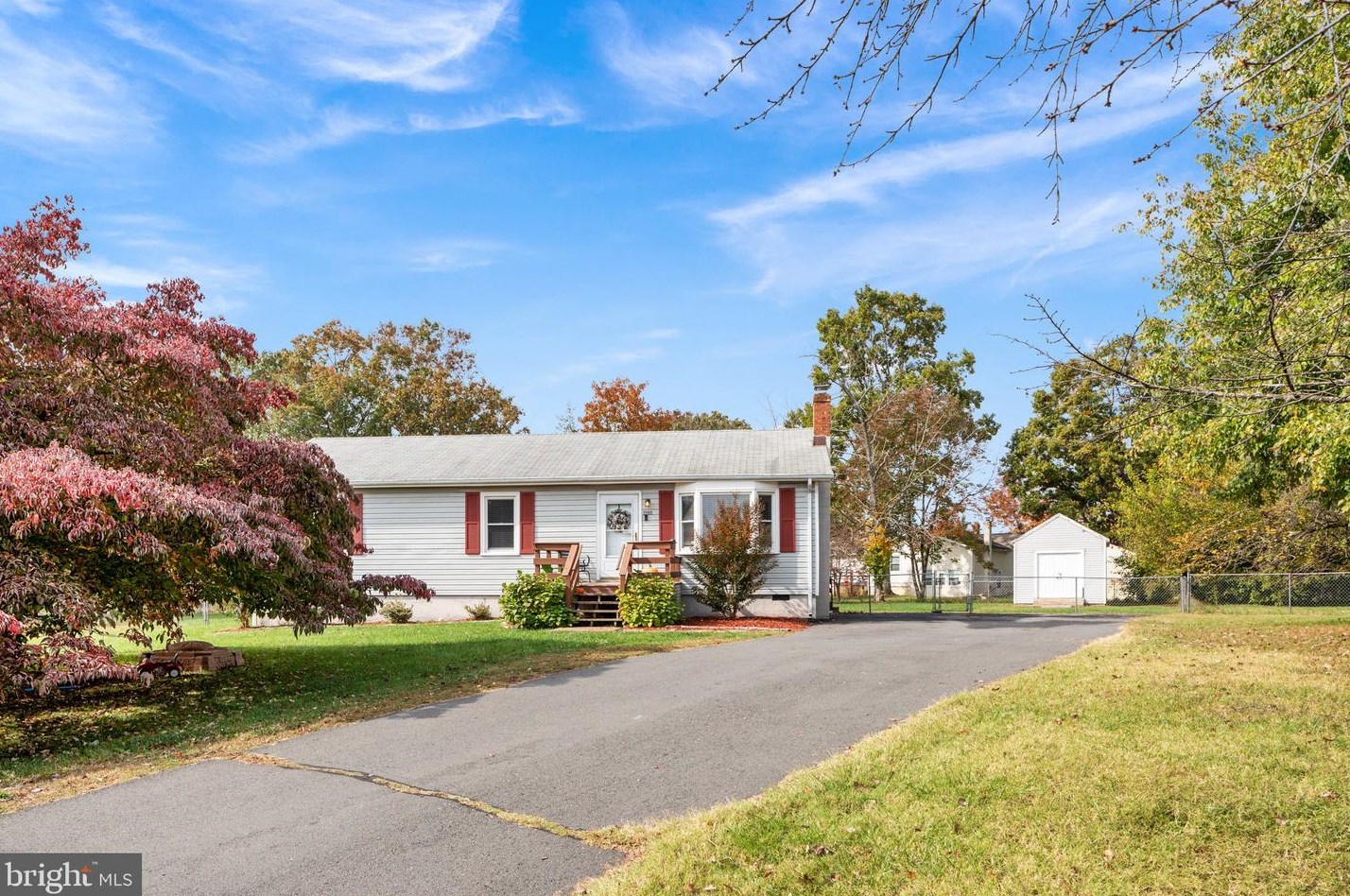 6634 Belfrys Ct, Bealeton VA  22712-9781 exterior