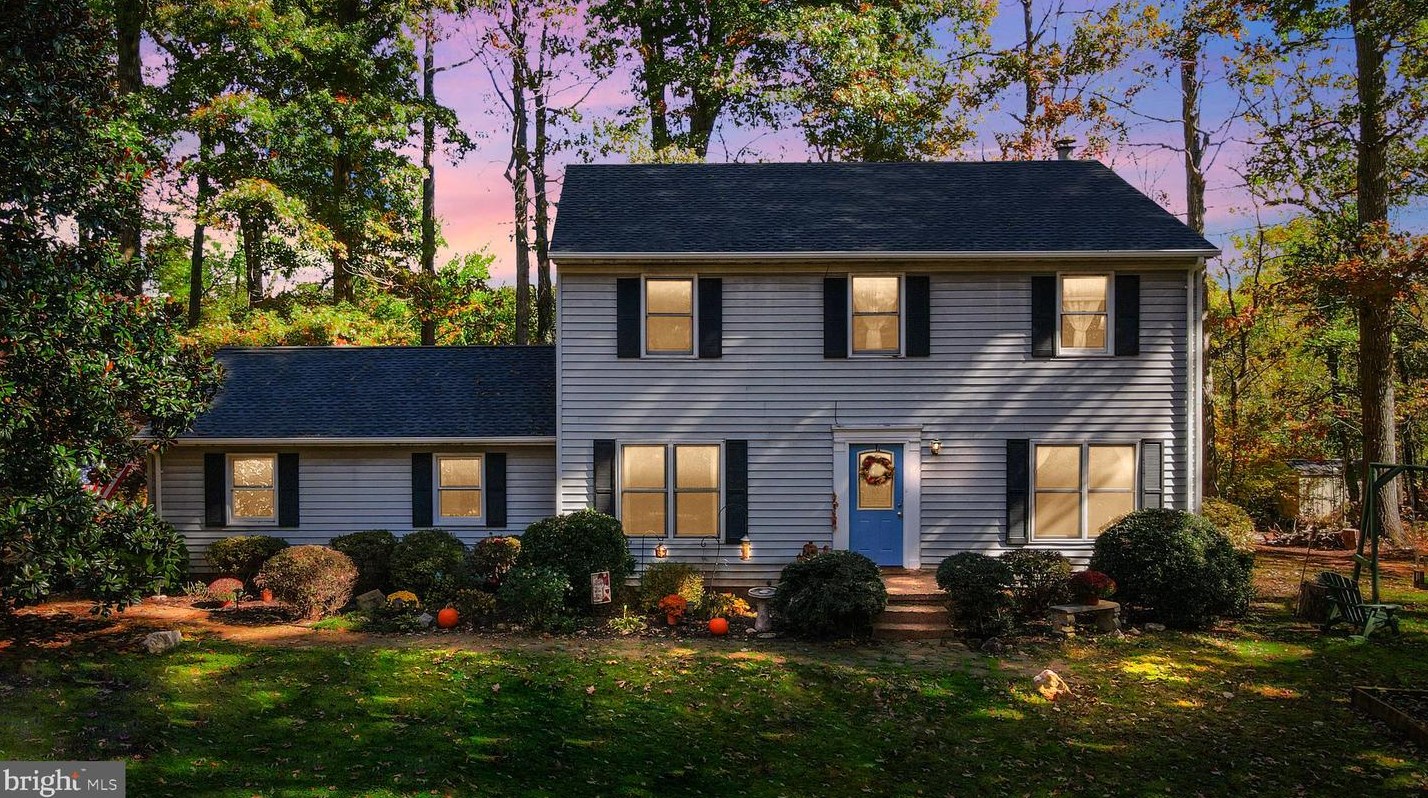 9665 Routts Hill Rd, Warrenton, VA 20186-7843