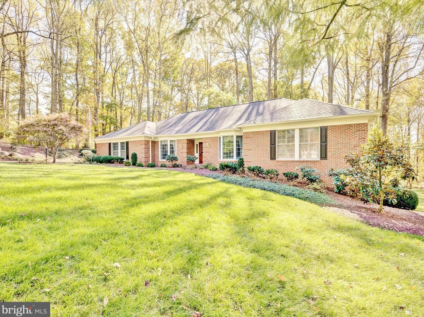 6832 Sandstone Ct, Warrenton, VA 20187-9315