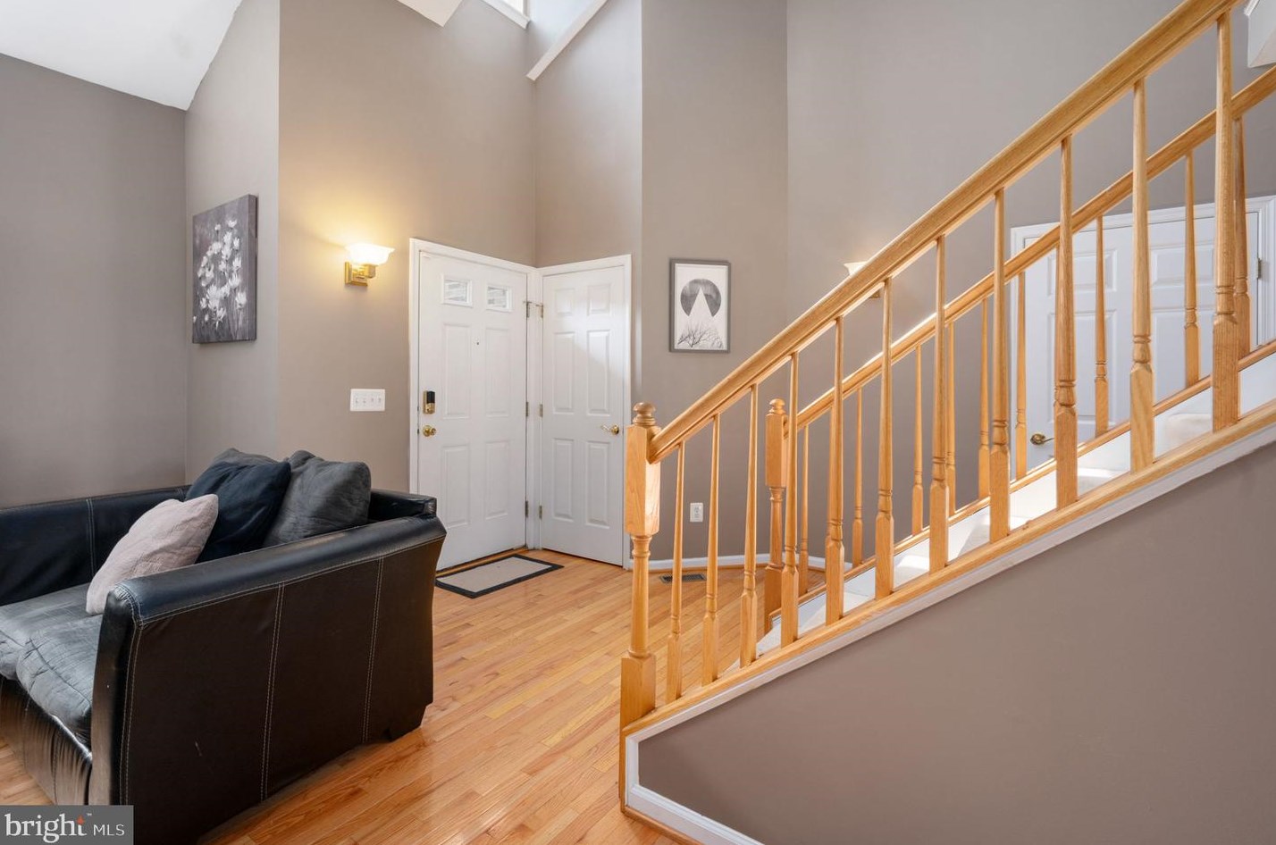 256 Sapphire Ct, Warrenton VA  20186-4340 exterior