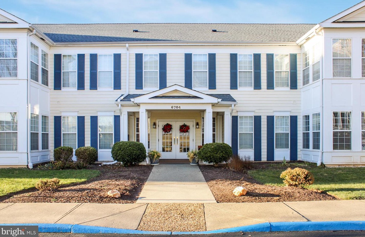6704 Holly Farm Ln #unit 101, Warrenton, VA 20187