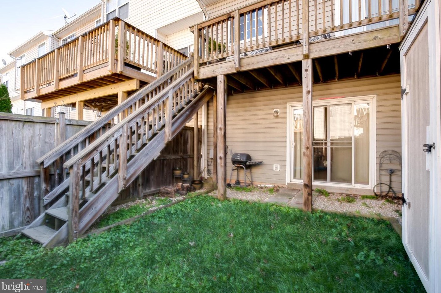 6188 Library Ln, Bealeton, VA 22712-9389