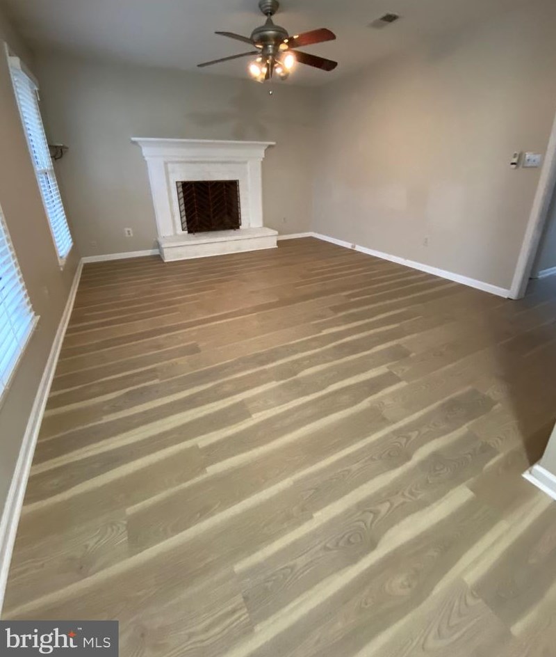 425 Ridge Ct, Warrenton, VA 20186