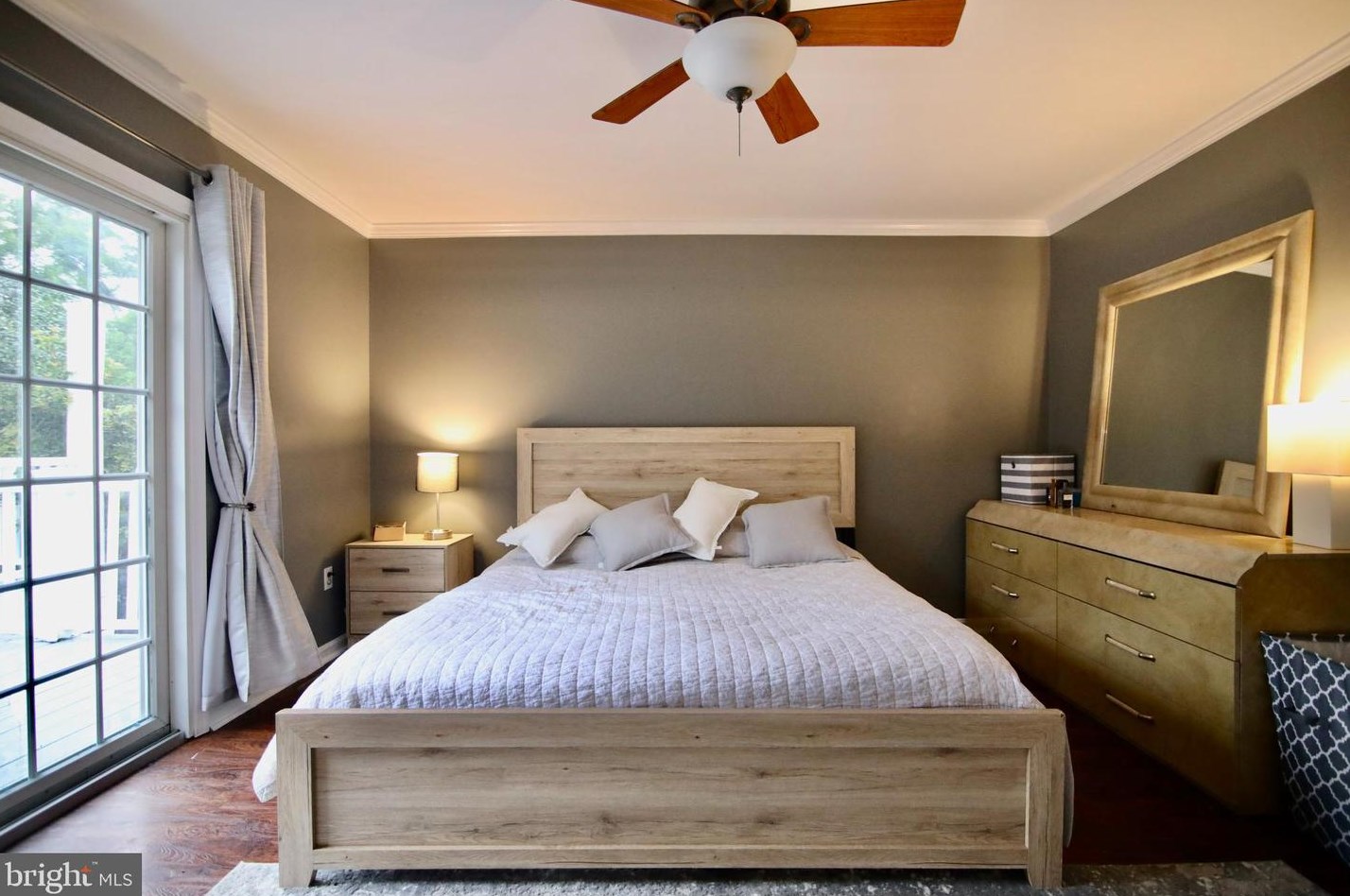 6586 Covingtons Corner Rd, Bealeton, VA 22712