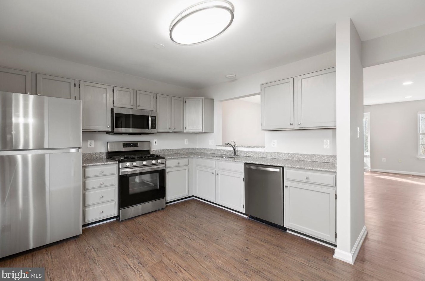785 General Wallace Ct, Warrenton, VA 20186-2109