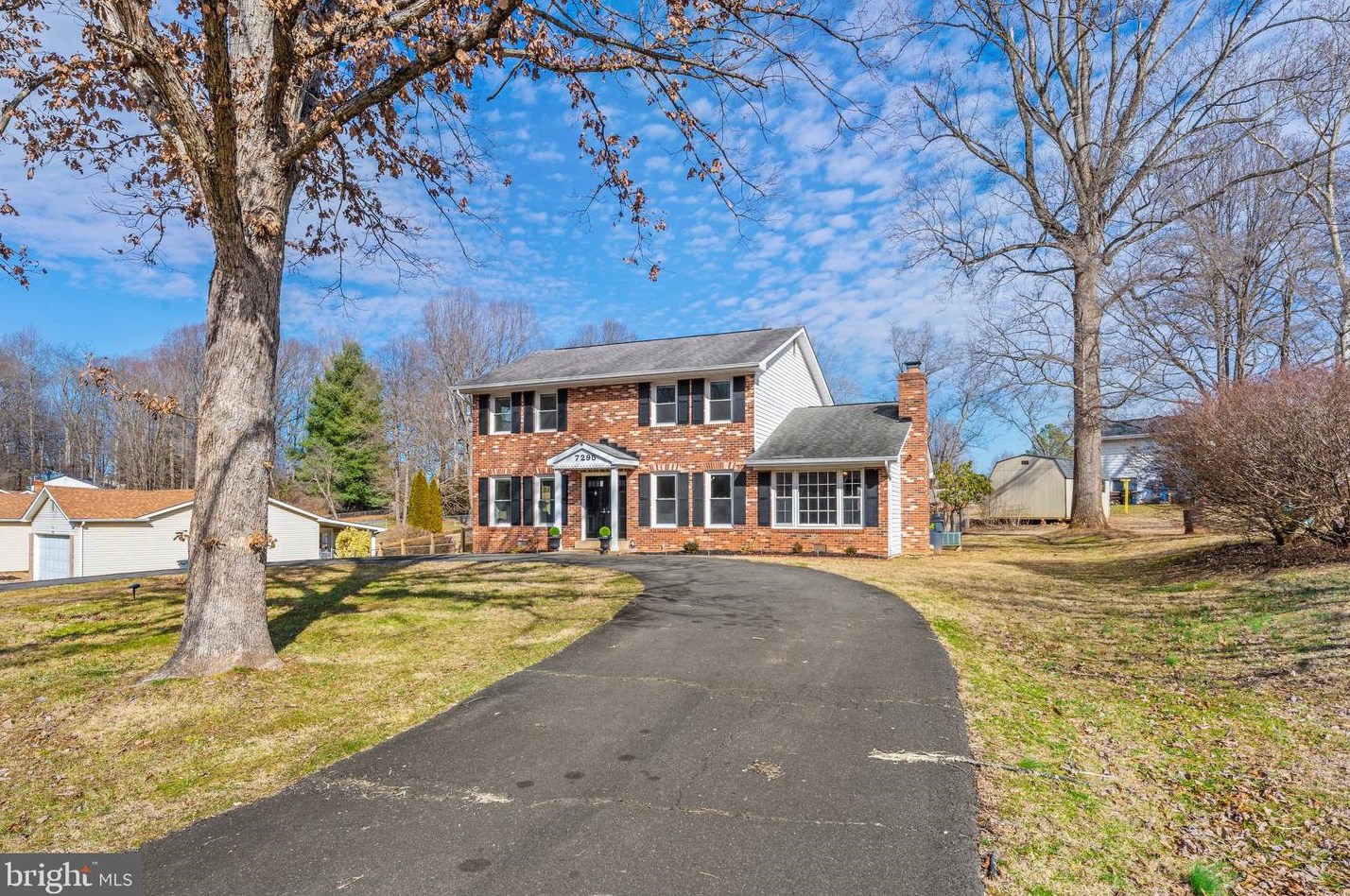 7295 Marr Dr, Warrenton, VA 20187-2241