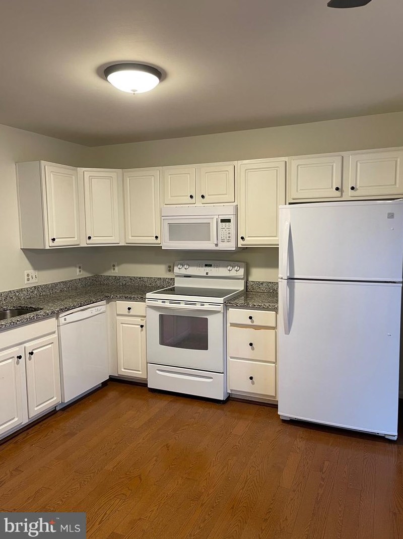 533 Highland Towne Ln, Warrenton, VA 20186