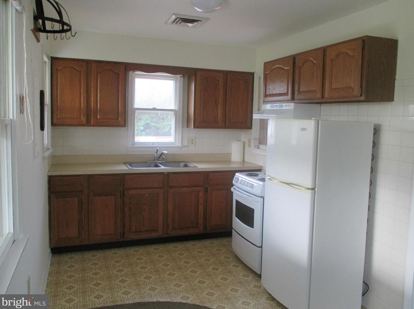 11591 James Madison St, Remington, VA 22734