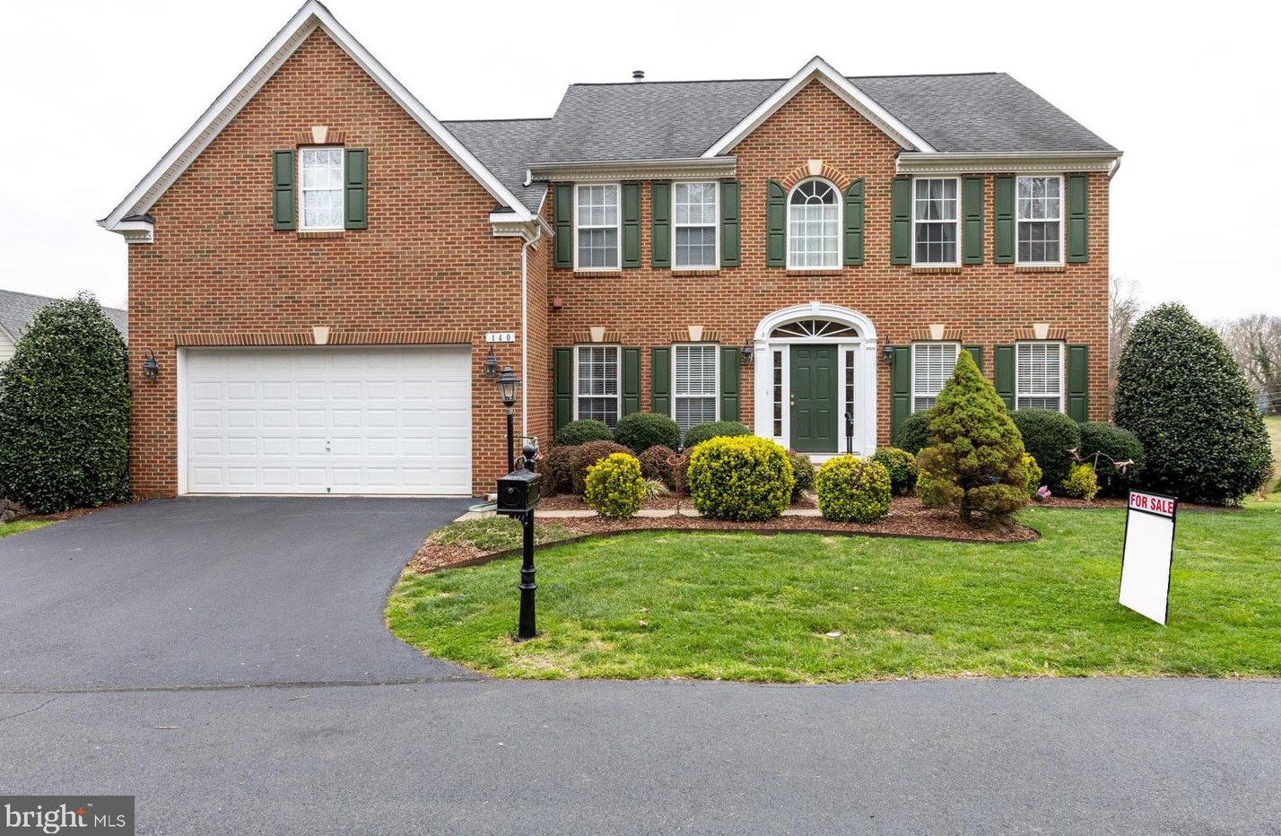 140 Preston Dr, Warrenton, VA 20186-2663