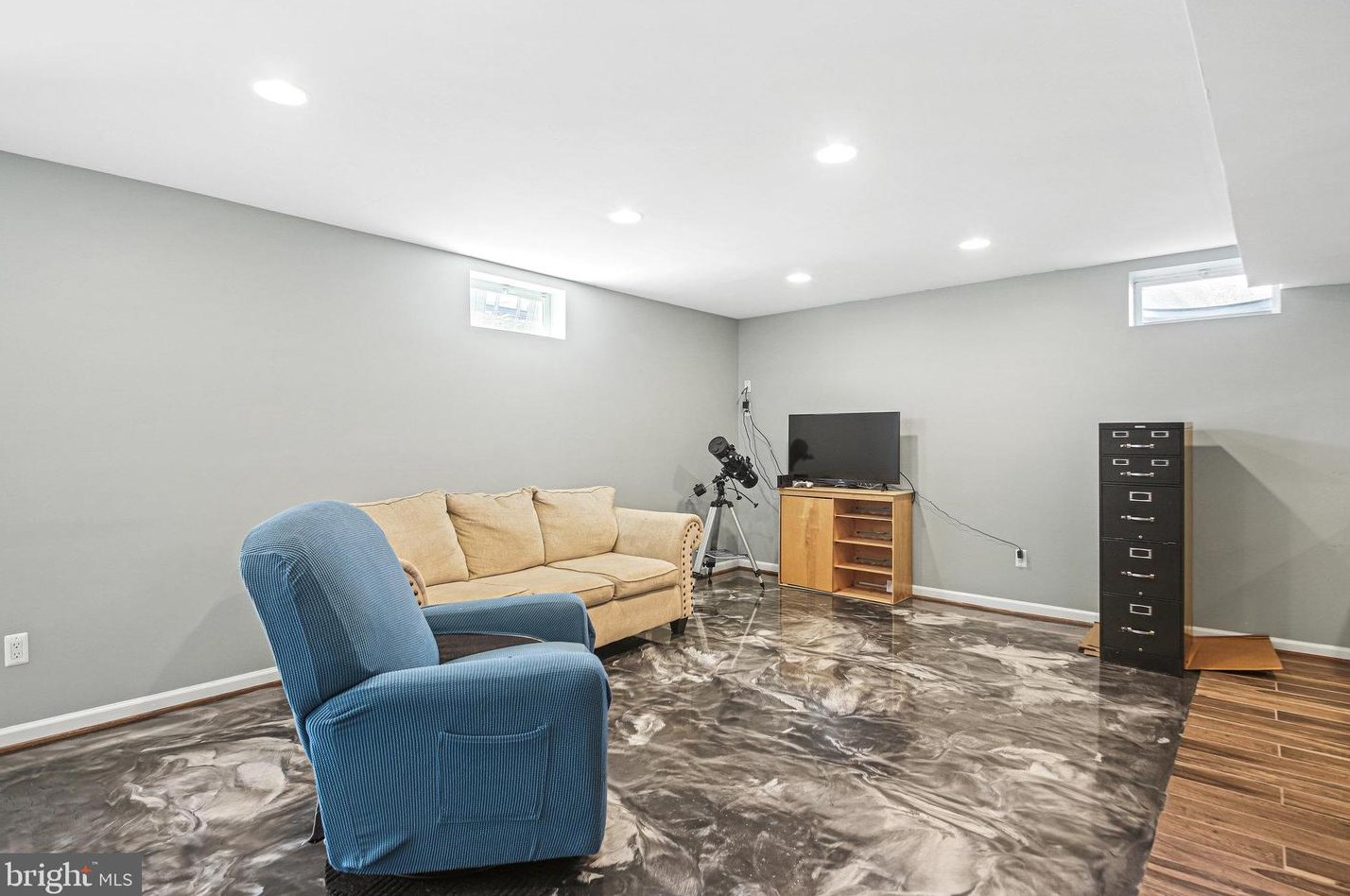 7389 Lake Willow Ct, Warrenton VA  20187-5834 exterior
