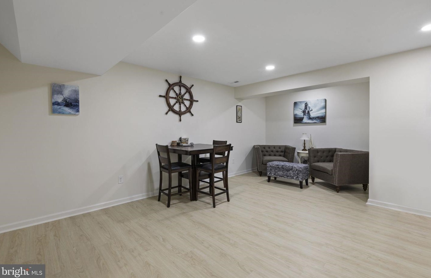 5650 Creekside Xing, Warrenton VA  20187-8812 exterior