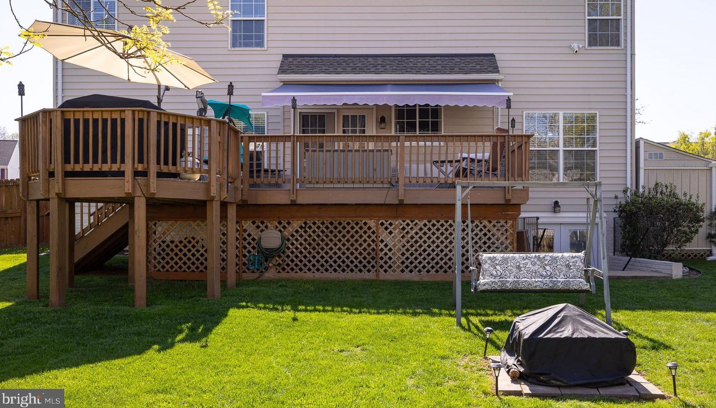 10819 Lord Chancellor Ln, Bealeton VA  22712-5625 exterior