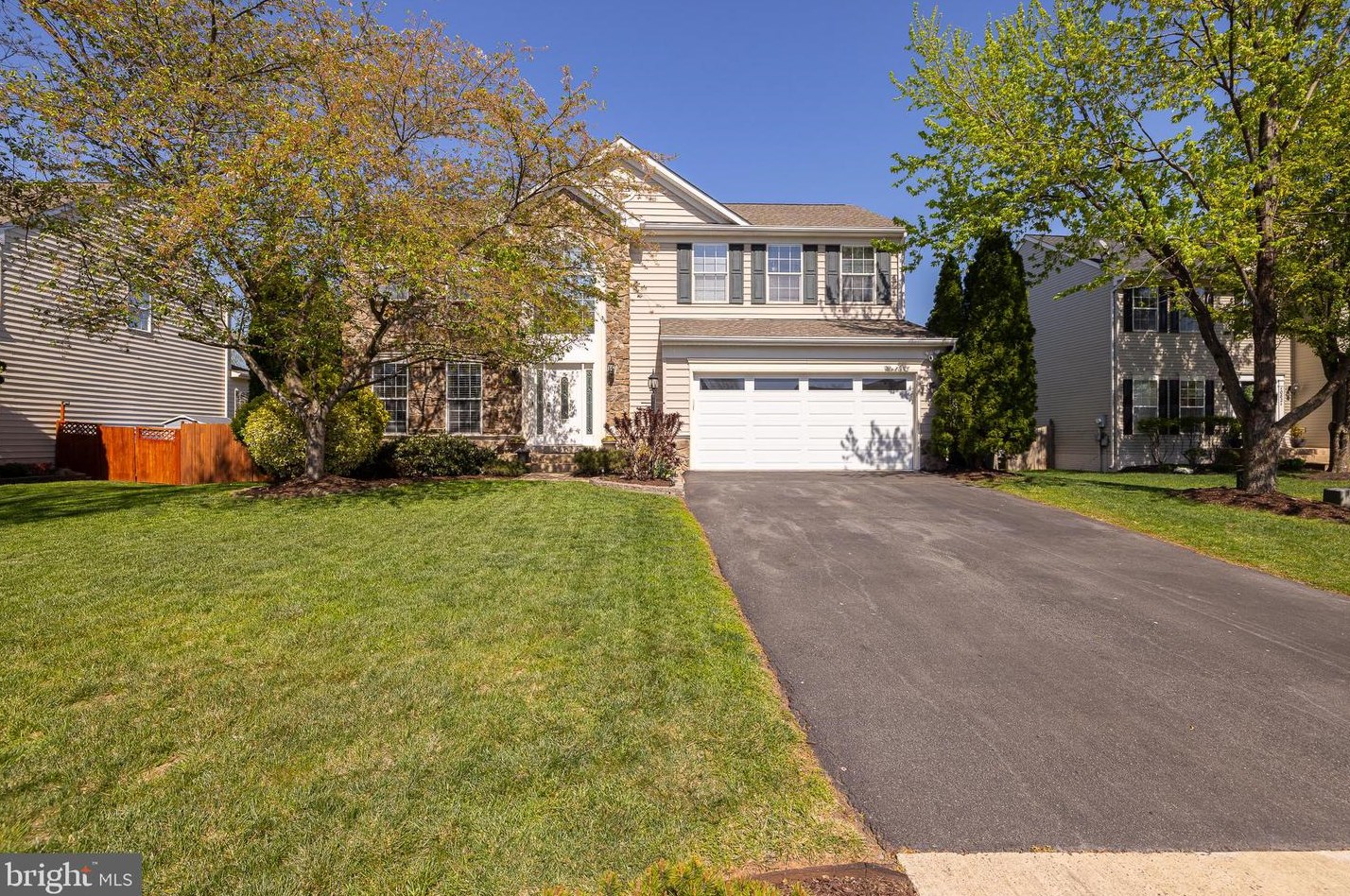 10819 Lord Chancellor Ln, Bealeton VA  22712-5625 exterior