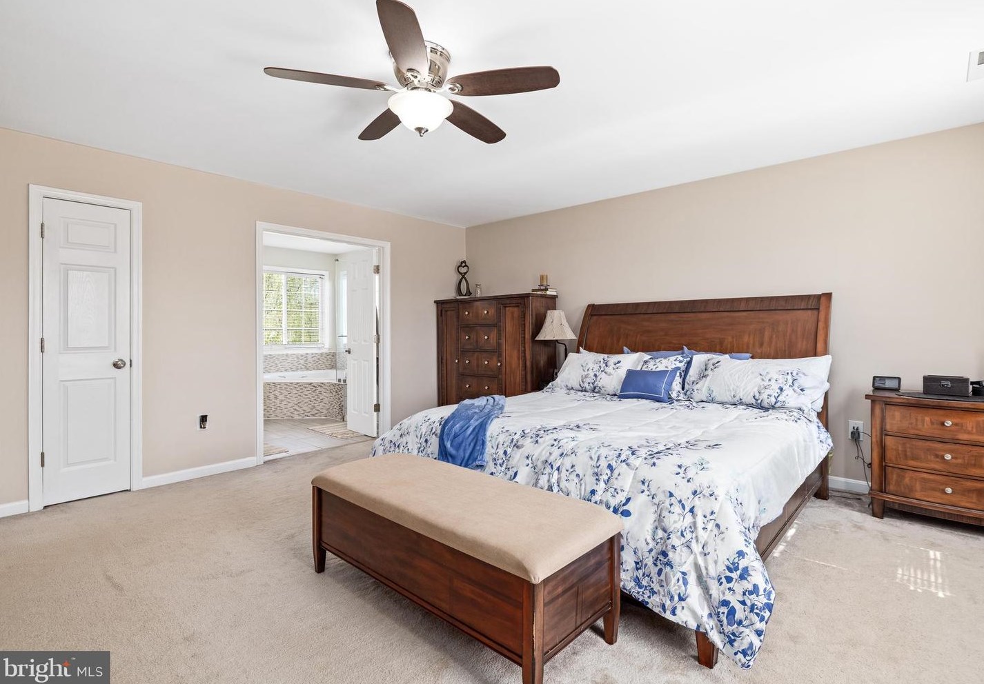 10819 Lord Chancellor Ln, Bealeton VA  22712-5625 exterior