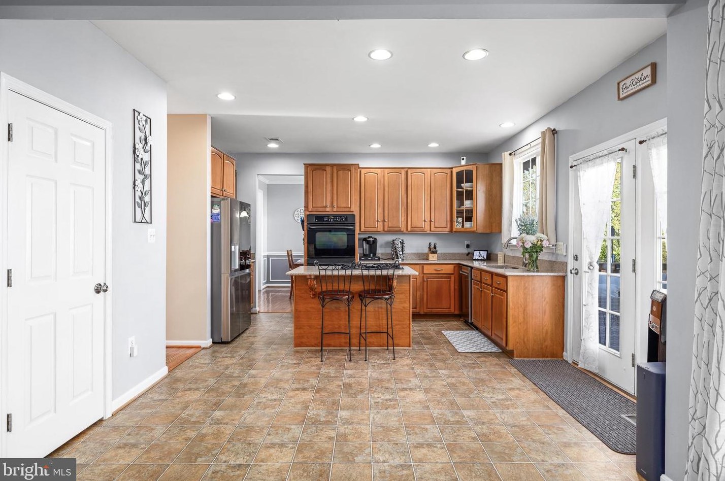10819 Lord Chancellor Ln, Bealeton VA  22712-5625 exterior