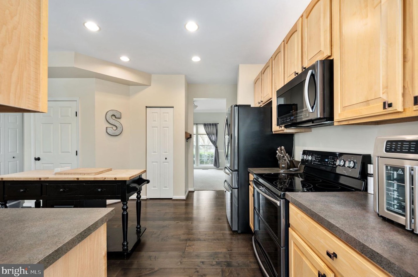 11183 Freedom Ct, Bealeton VA  22712-9458 exterior