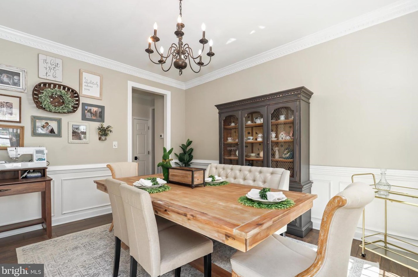 7096 Cumberland Dr, Warrenton VA  20187-4408 exterior