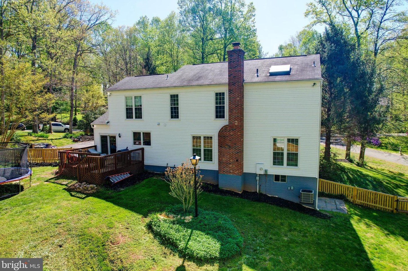 7096 Cumberland Dr, Warrenton VA  20187-4408 exterior