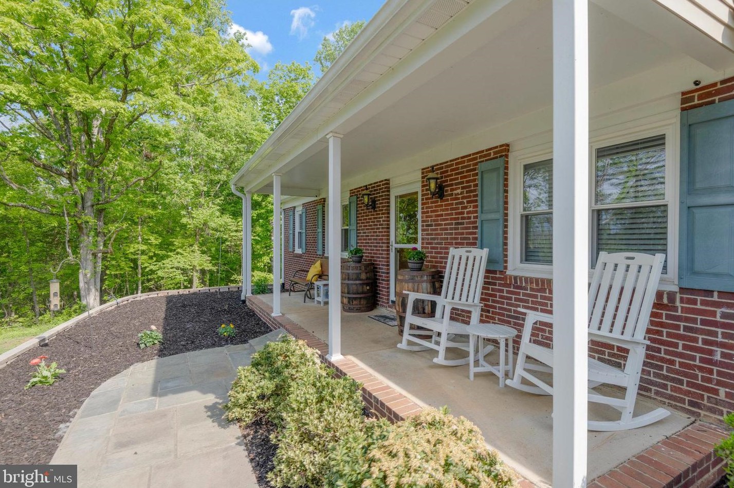 6008 Old Bust Head Rd, Broad Run, VA 20137
