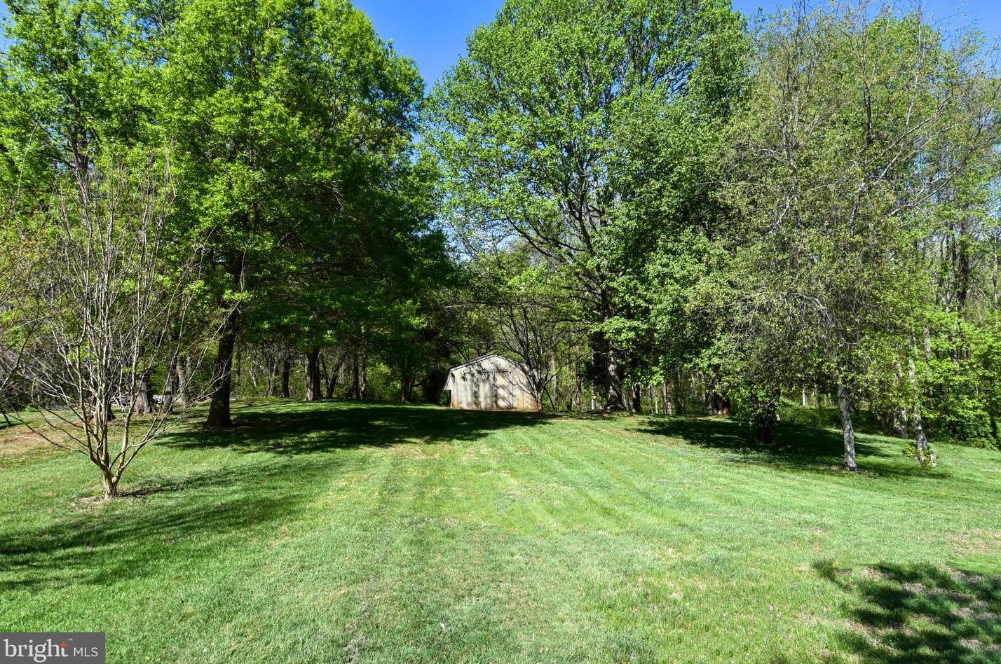 7474 Suncrest Dr, Warrenton VA  20187-9061 exterior