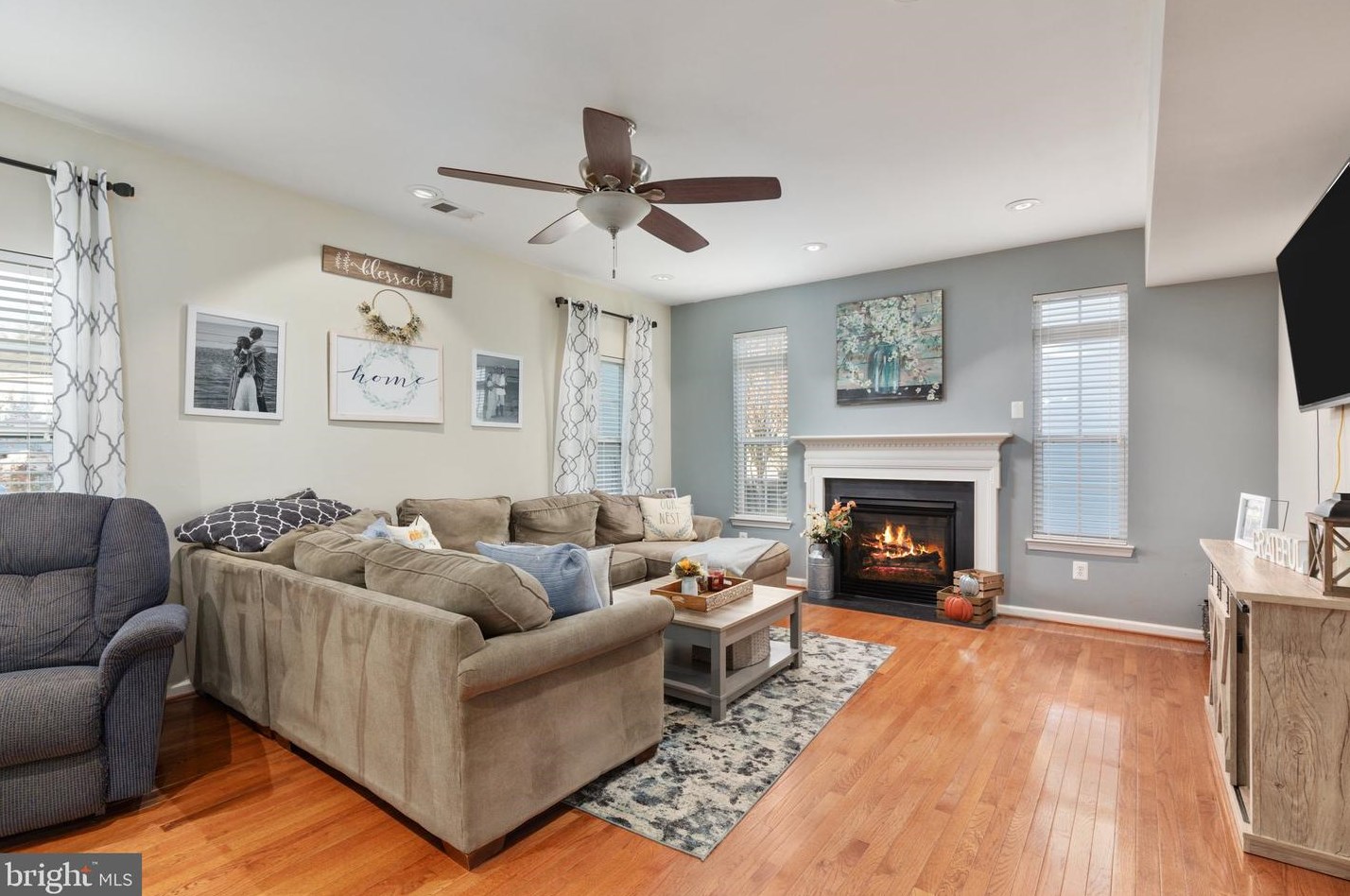 3717 Lilly Ln, Warrenton VA  20187-5841 exterior