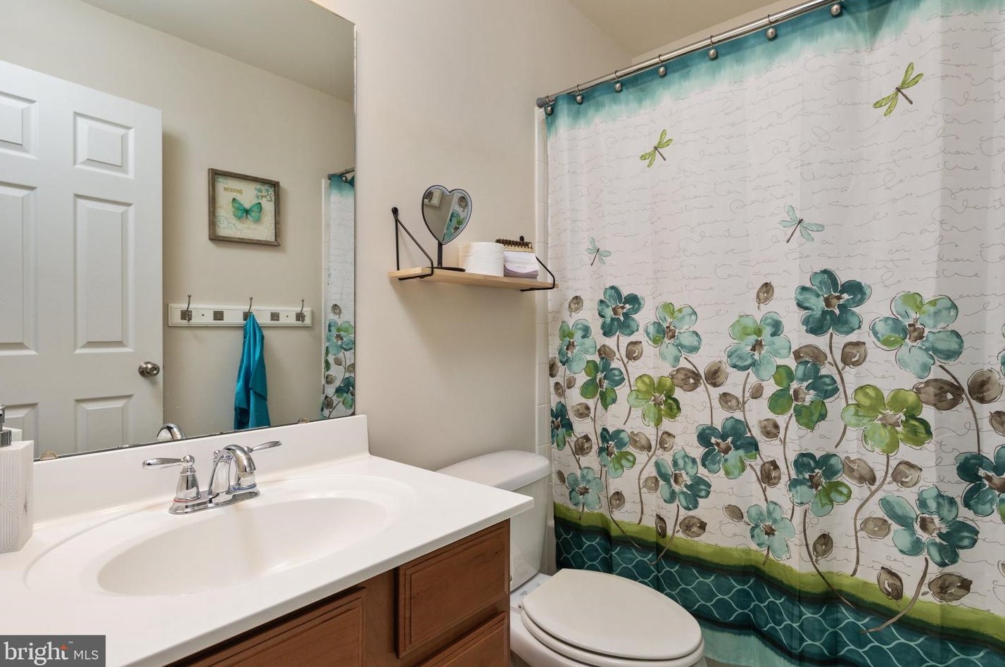 3717 Lilly Ln, Warrenton VA  20187-5841 exterior