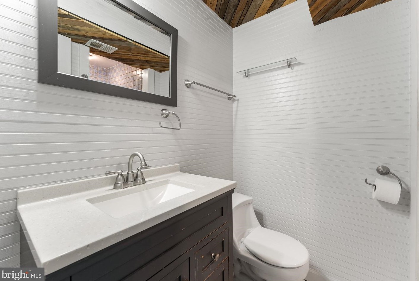 284 Jackson St, Warrenton VA  20186-2402 exterior