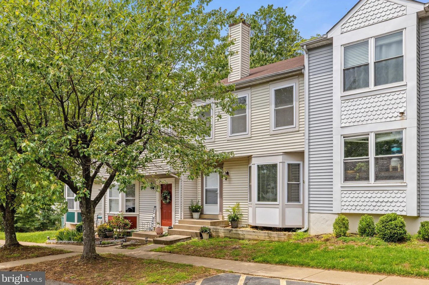 4 Falmouth Ct, Warrenton VA  20186-3648 exterior