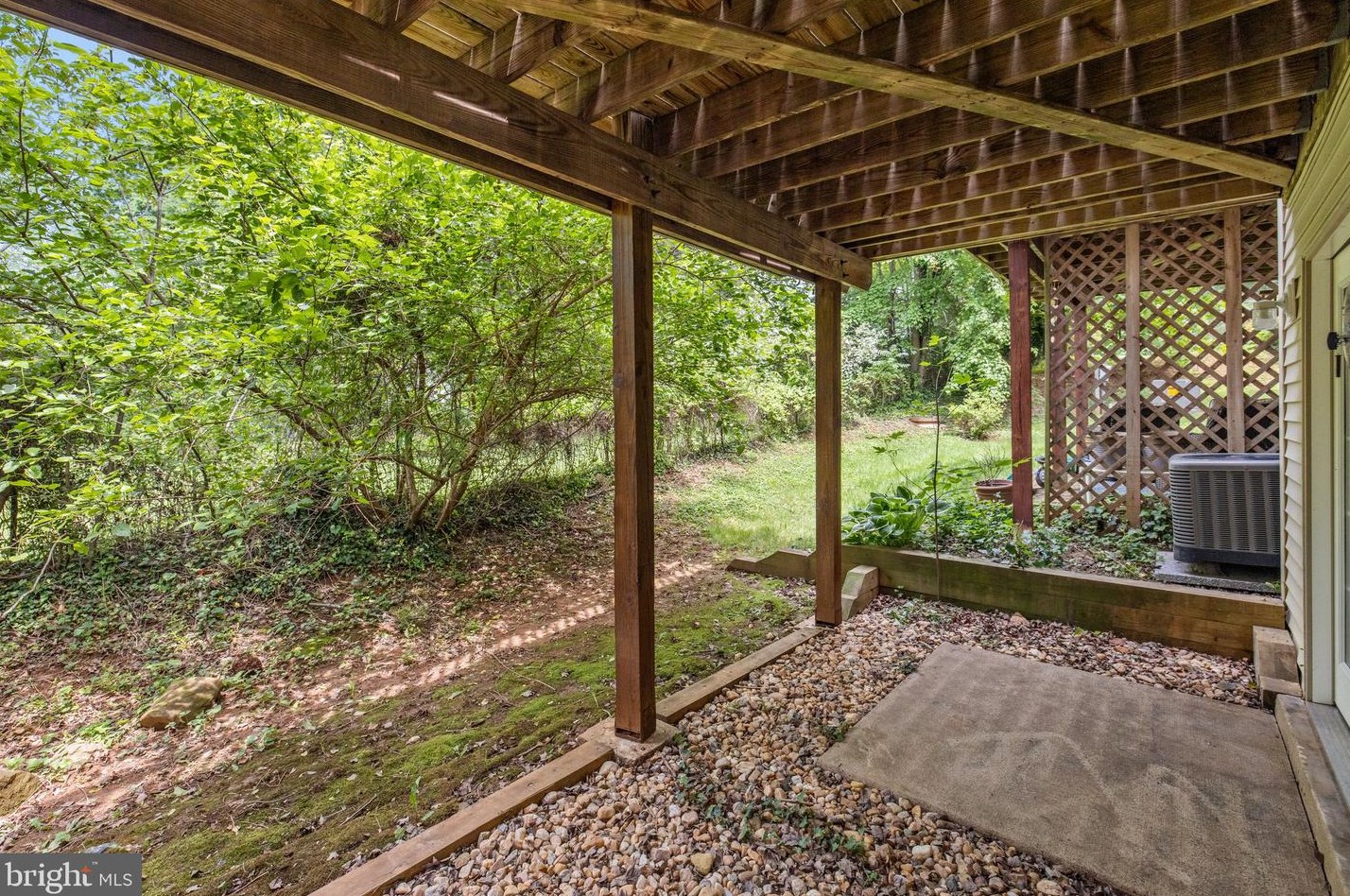 4 Falmouth Ct, Warrenton VA  20186-3648 exterior